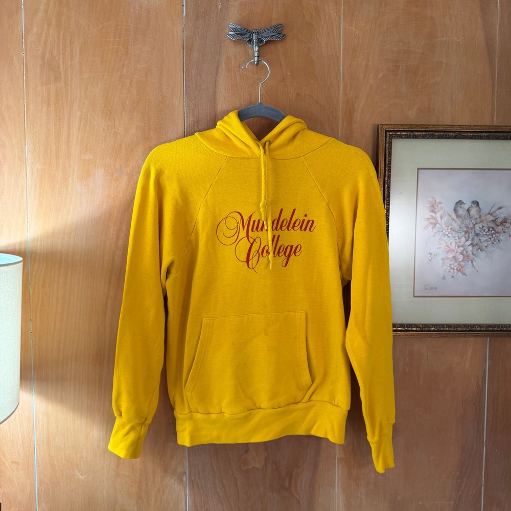 Vintage 80s Mundelein College Hoodie - Rare Defunct Chicago Women's University M